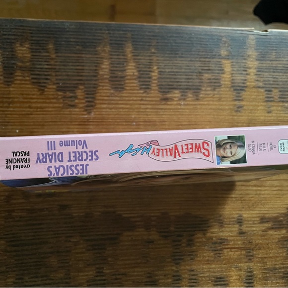 Jessica's Secret Diary Volume III (Sweet Valley High) - Paperback - GOOD - Picture 3 of 5